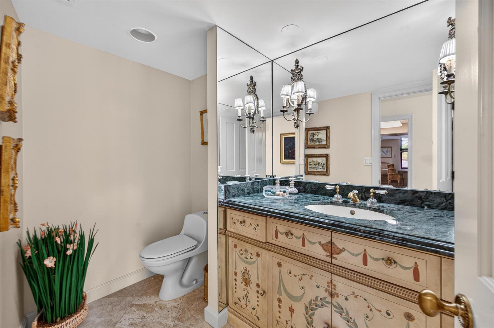32-5500-Collins-Ave-LPG-3