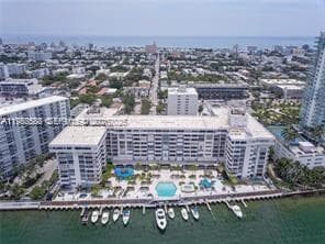South Bay Club Condo · #523 in Miami Beach - Photo 3