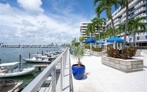 South Bay Club Condo · #523 in Miami Beach - Photo 15