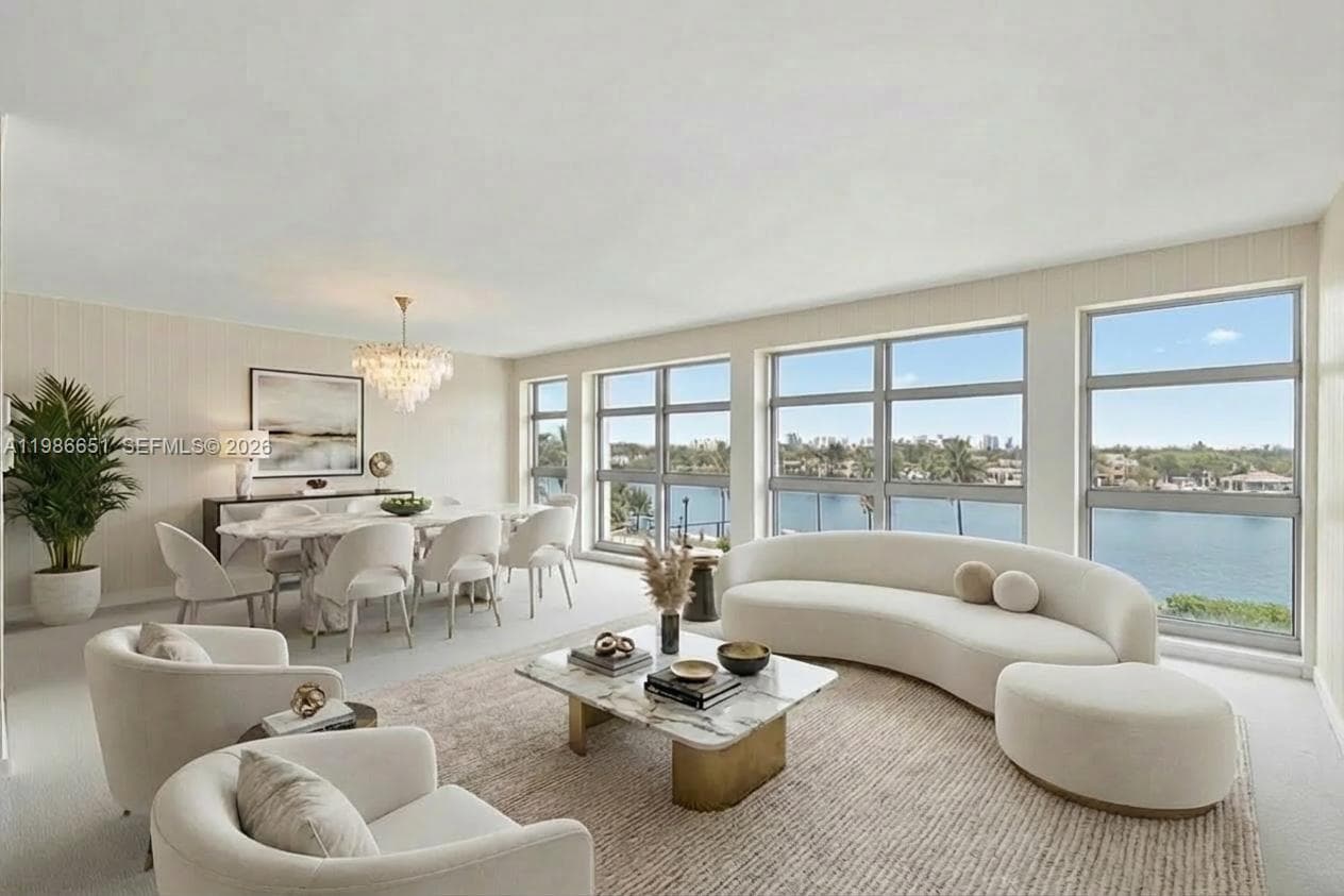 CRYSTAL HOUSE CONDO · #5M in Miami Beach - Photo 1