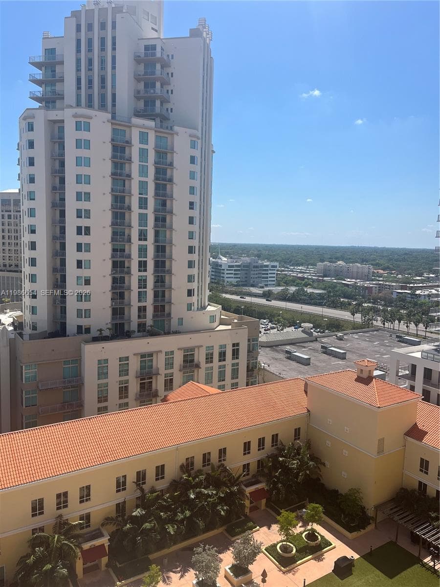 TOSCANO CONDO · #1801S in Miami - Photo 2