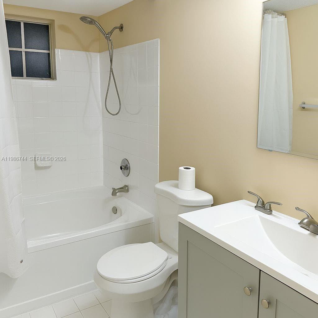 Porto Bellagio · #2122 in Sunny Isles Beach - Photo 3