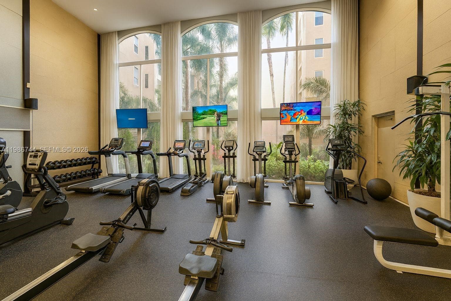 Porto Bellagio · #2122 in Sunny Isles Beach - Photo 19