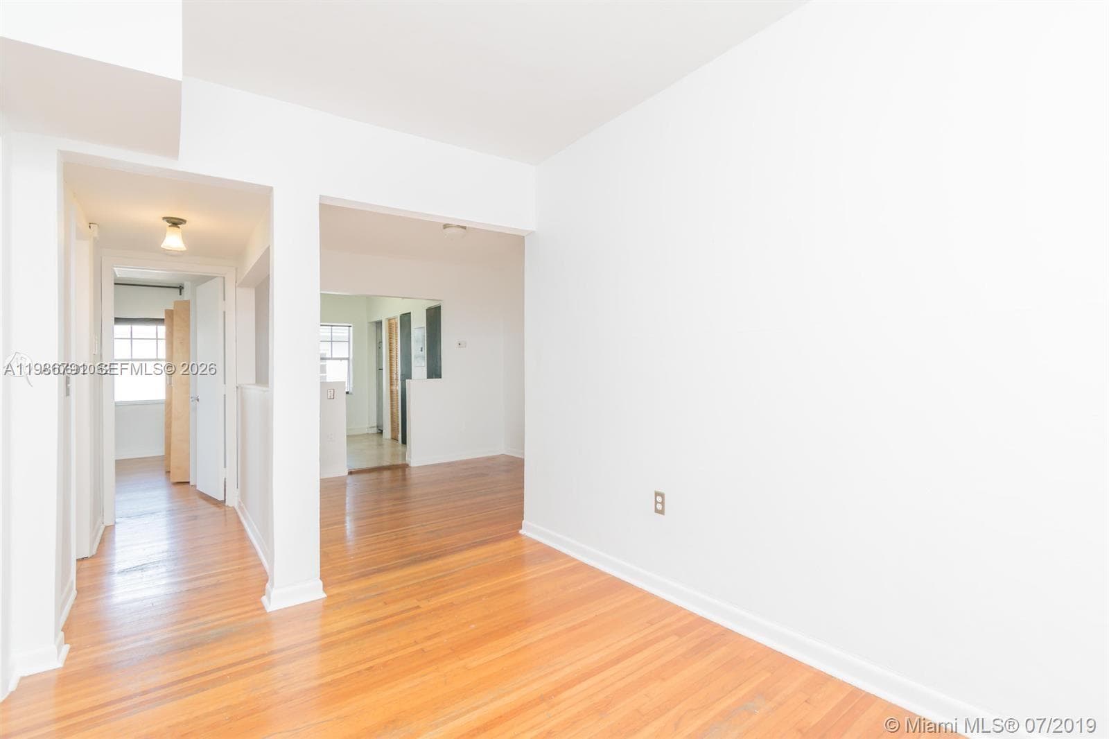 JEFFERSON COURT CONDO · #201 in Miami Beach - Photo 8