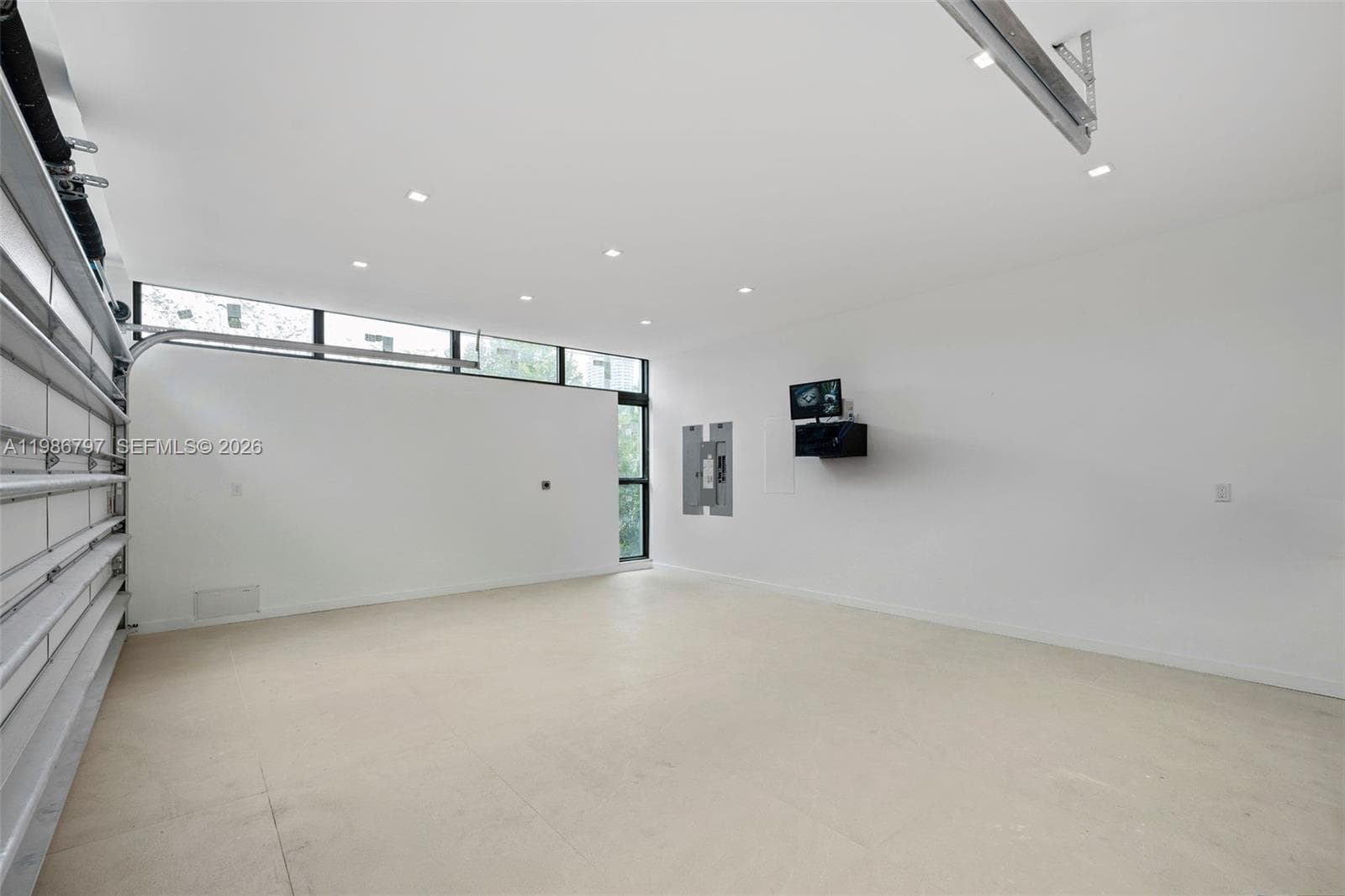 4534 Sheridan Ave photo 44