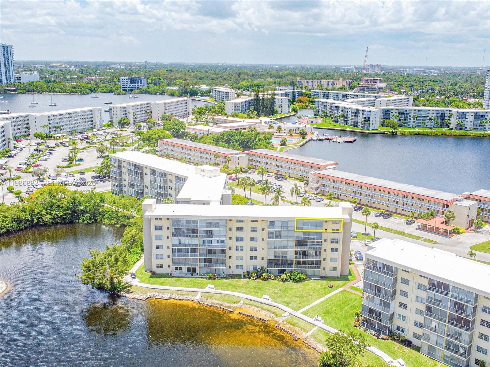 Point East Condominium · #E601 in Aventura - Photo 32