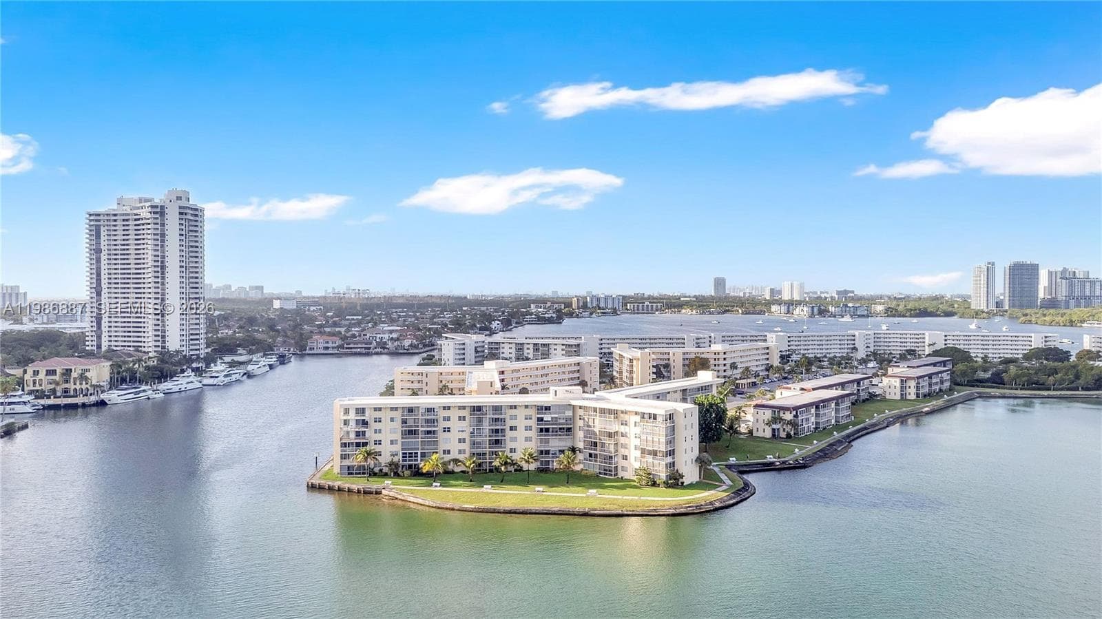 POINT EAST · #C308 in Aventura - Photo 26