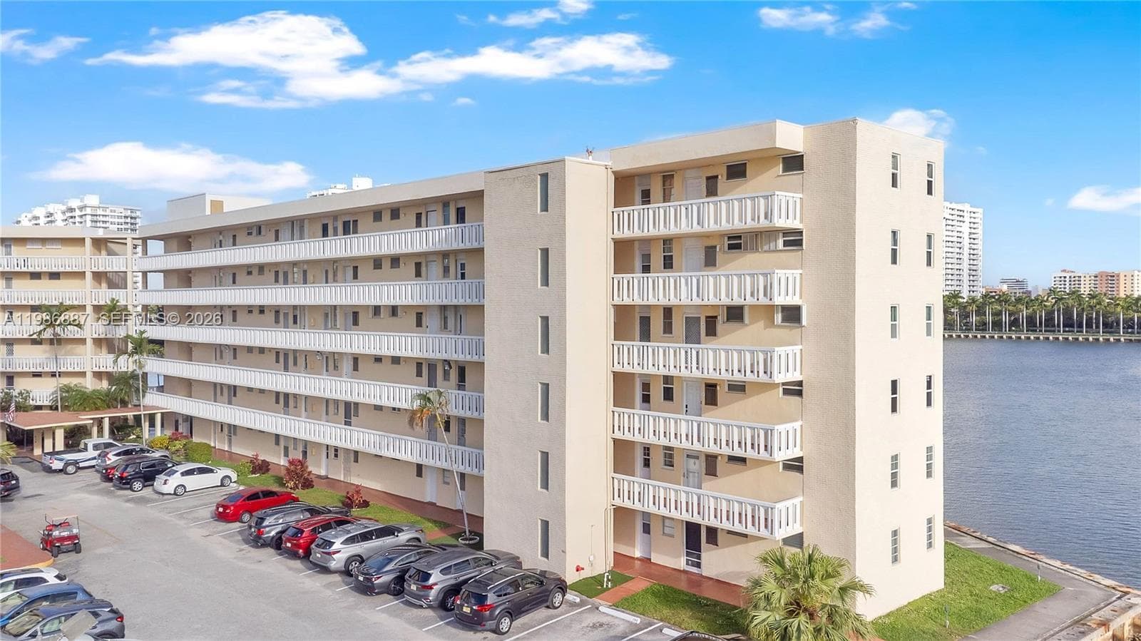 POINT EAST · #C308 in Aventura - Photo 24