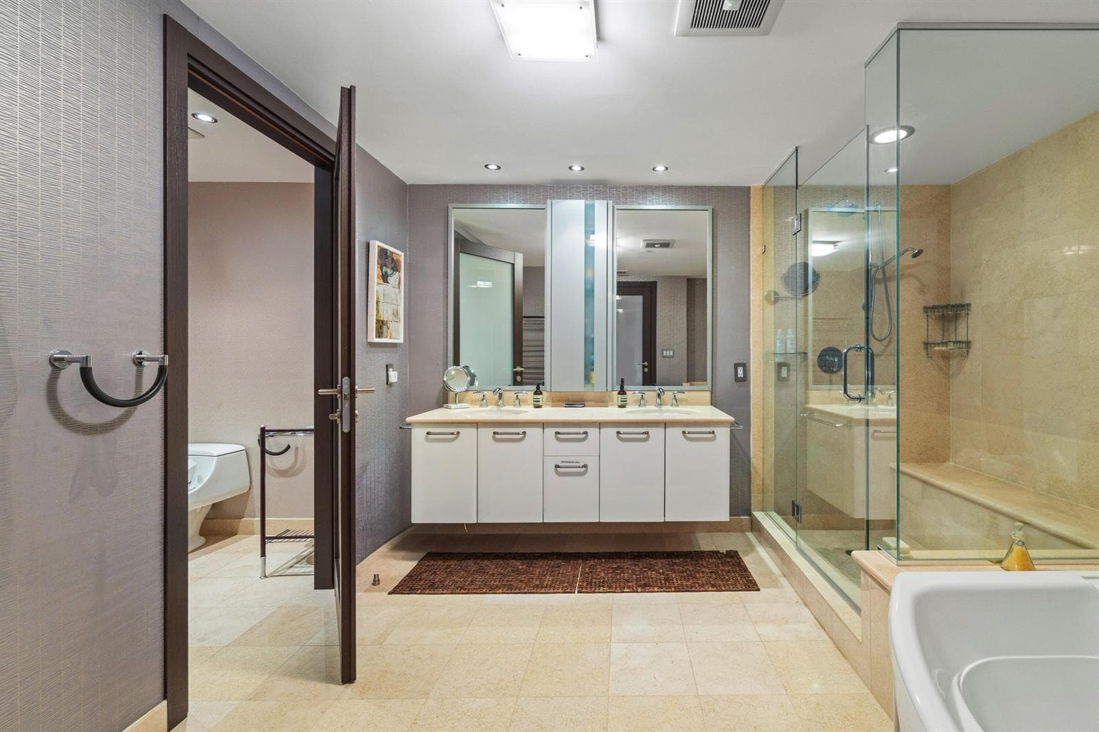 OP 3105 PRIMARY BATH W TUB HOWR SINKS AN