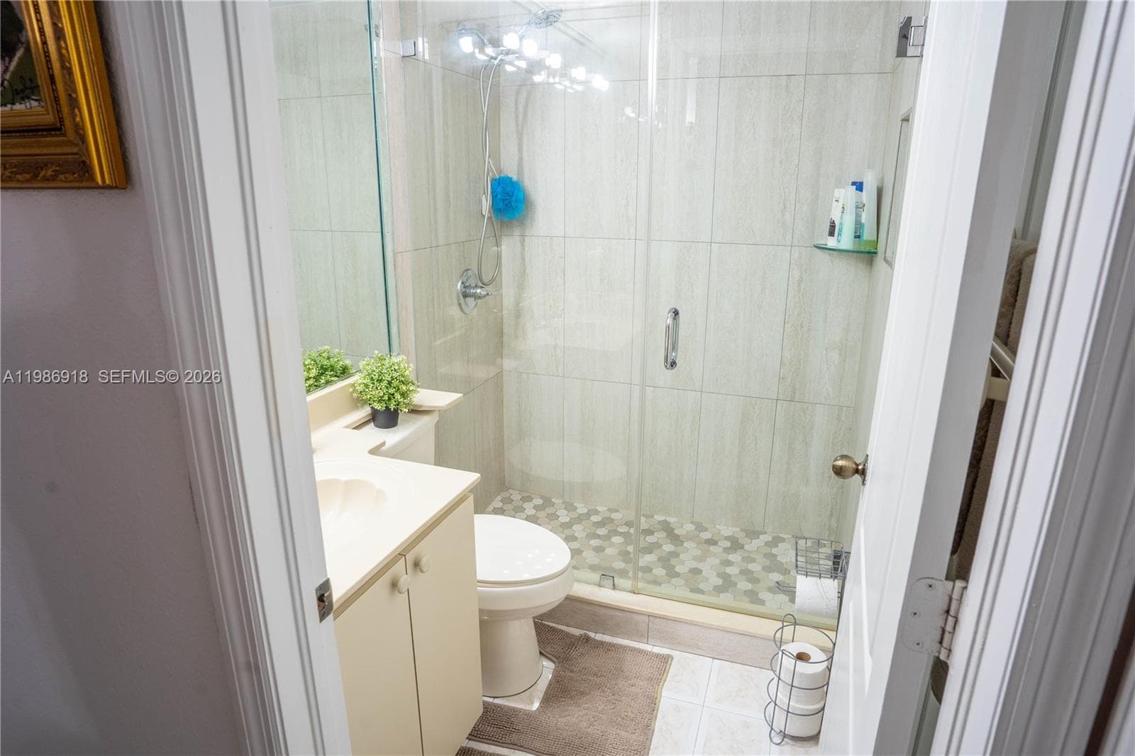 POINCIANA LAKES VILLAS · #101 in Hialeah - Photo 27