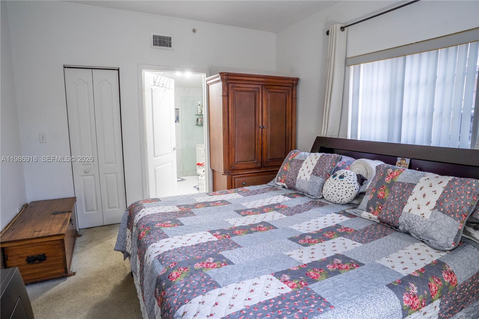 POINCIANA LAKES VILLAS · #101 in Hialeah - Photo 17