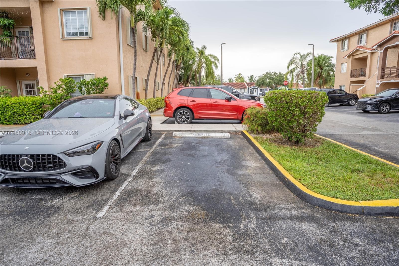 Corner Parking 1