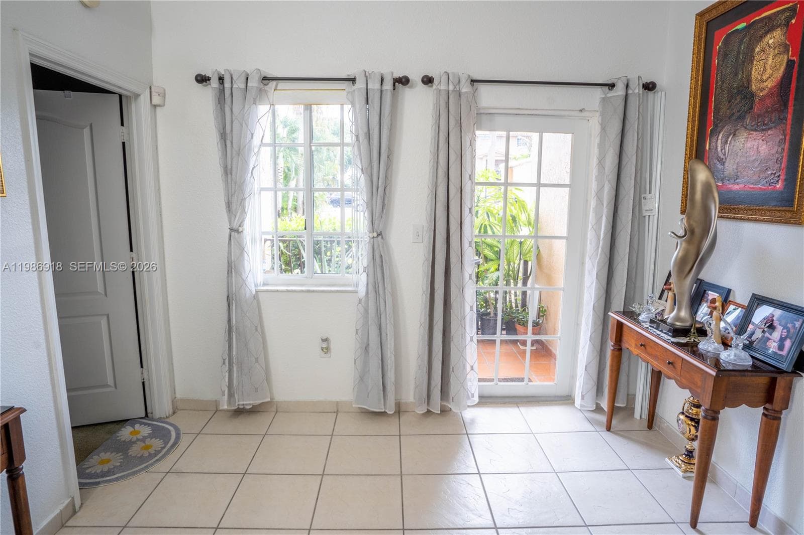 POINCIANA LAKES VILLAS · #101 in Hialeah - Photo 15