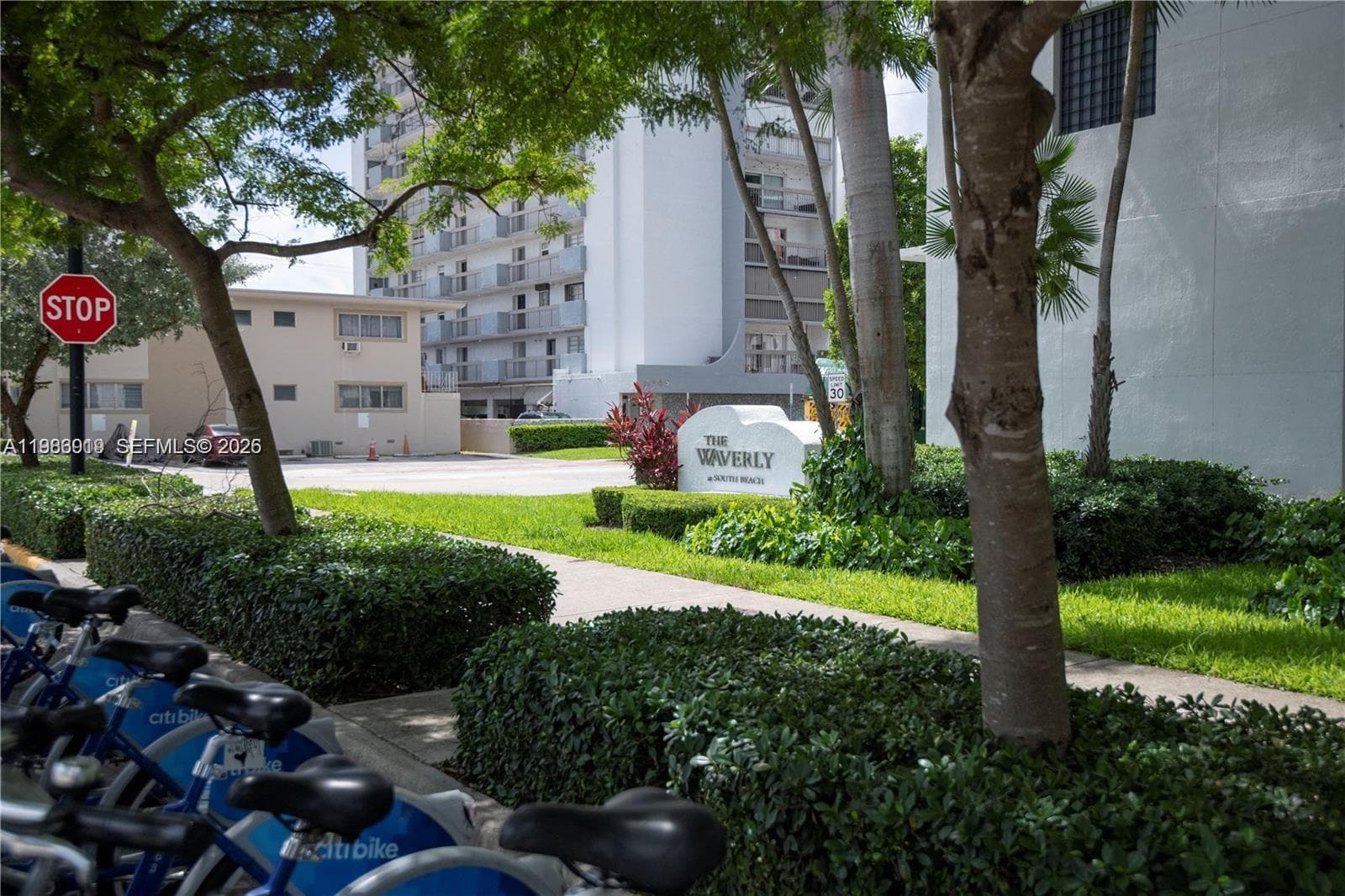 THE WAVERLY AT SOUTH BEAC · #803 in Miami Beach - Photo 2