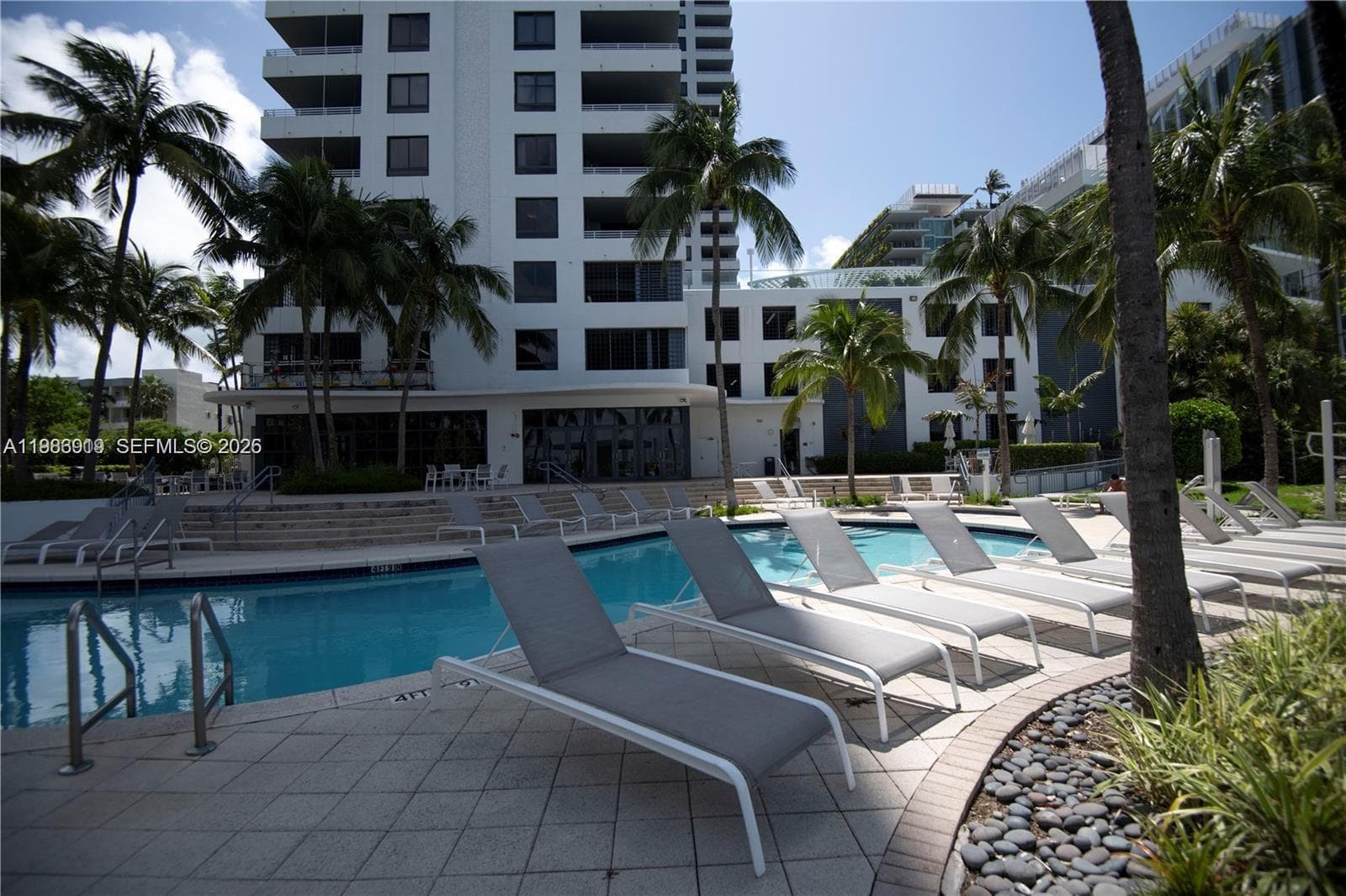 THE WAVERLY AT SOUTH BEAC · #803 in Miami Beach - Photo 13