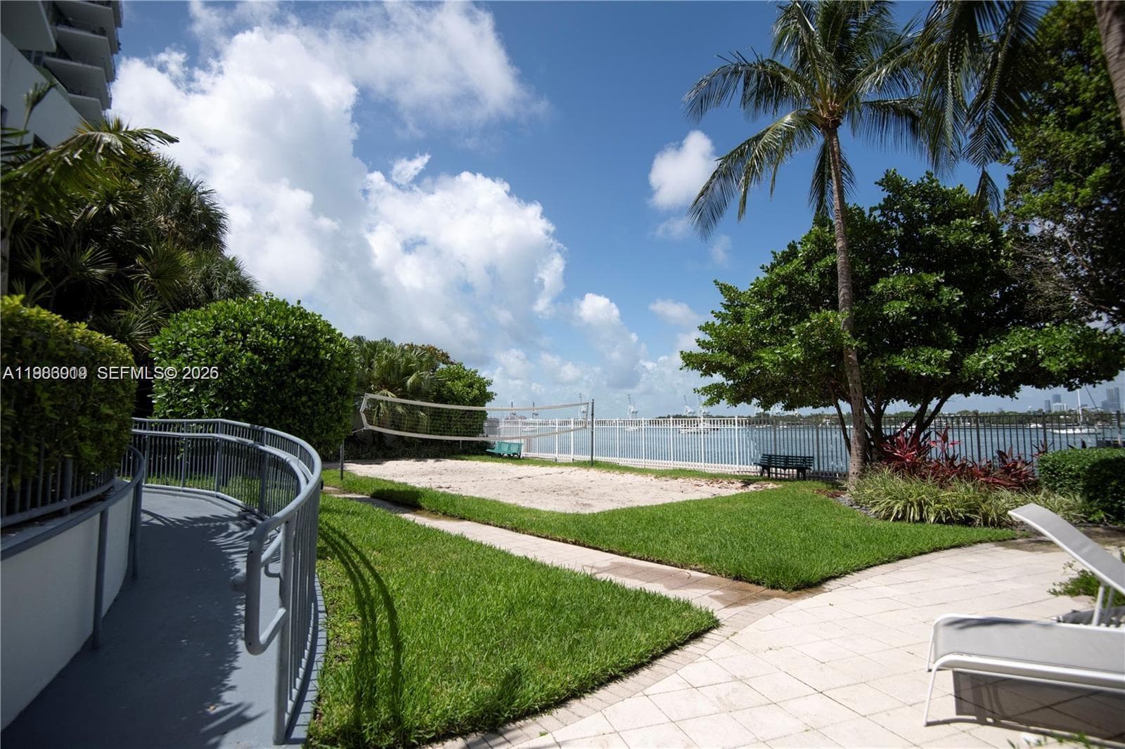 THE WAVERLY AT SOUTH BEAC · #803 in Miami Beach - Photo 12
