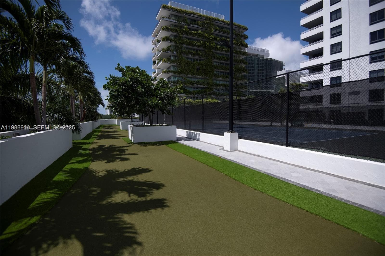 THE WAVERLY AT SOUTH BEAC · #803 in Miami Beach - Photo 20