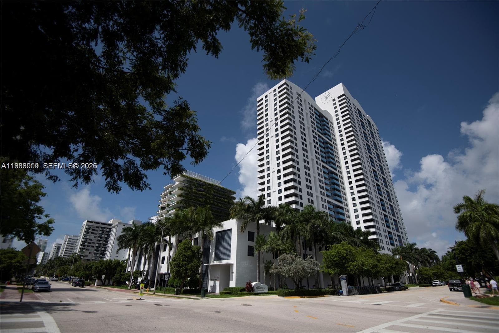 THE WAVERLY AT SOUTH BEAC · #803 in Miami Beach - Photo 8