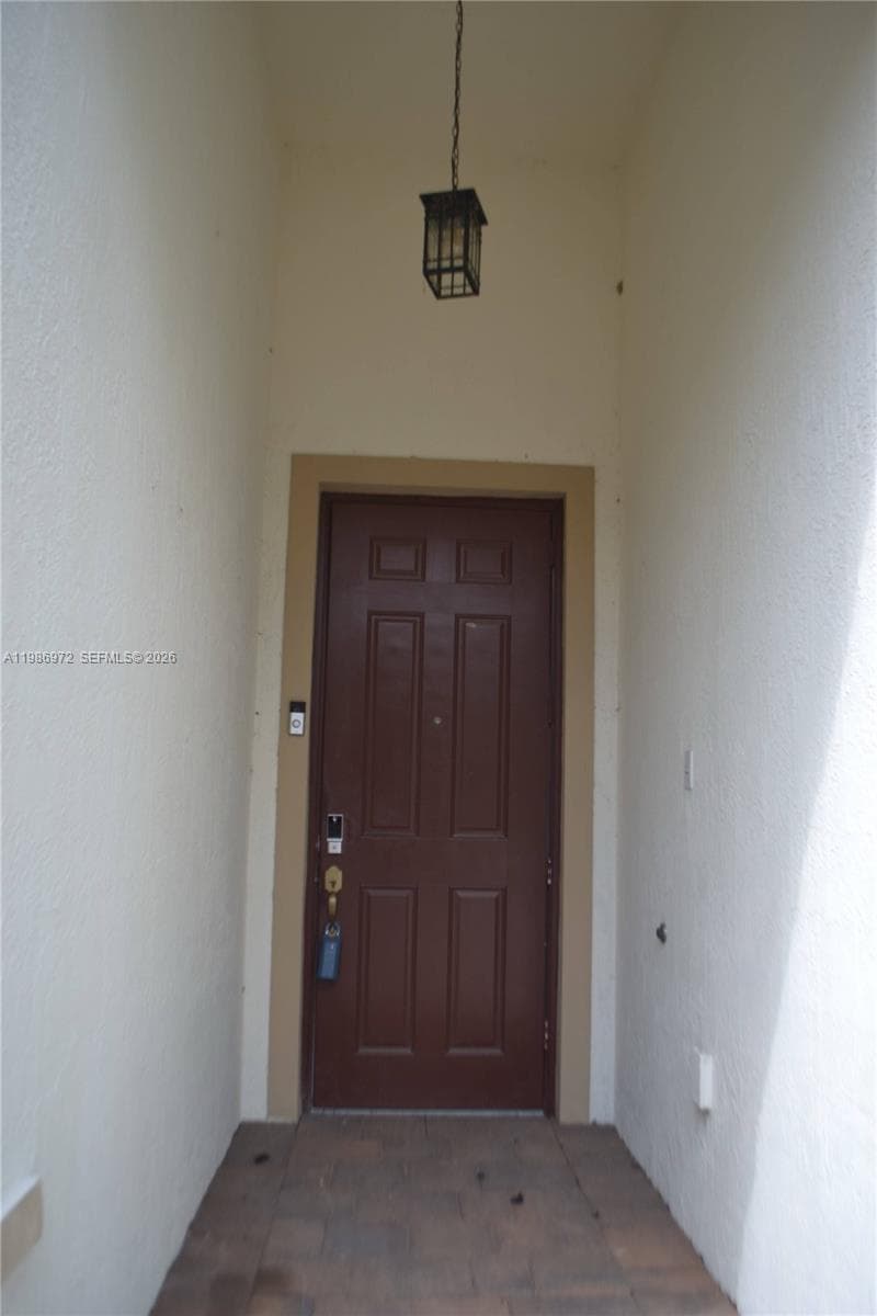 164 NE 23rd Ter photo 5