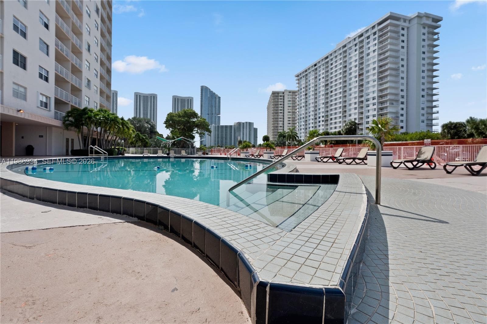 COASTAL TOWERS CONDO · #822-23 in Sunny Isles Beach - Photo 34