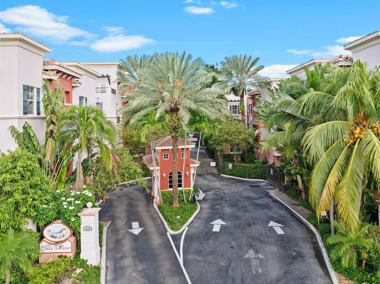 32-web-or-mls-1033-ne-17th-way-2003