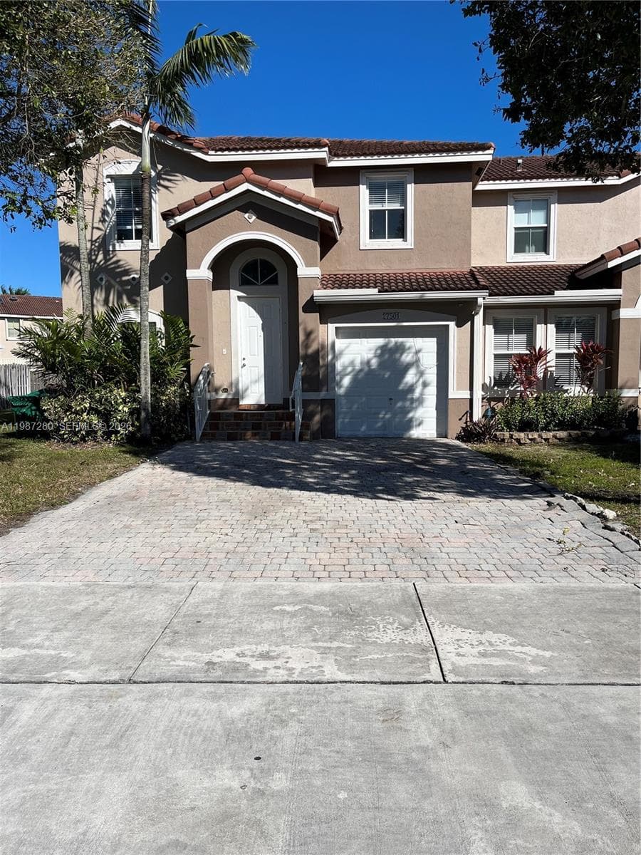 27501 SW 138th Ave photo 1