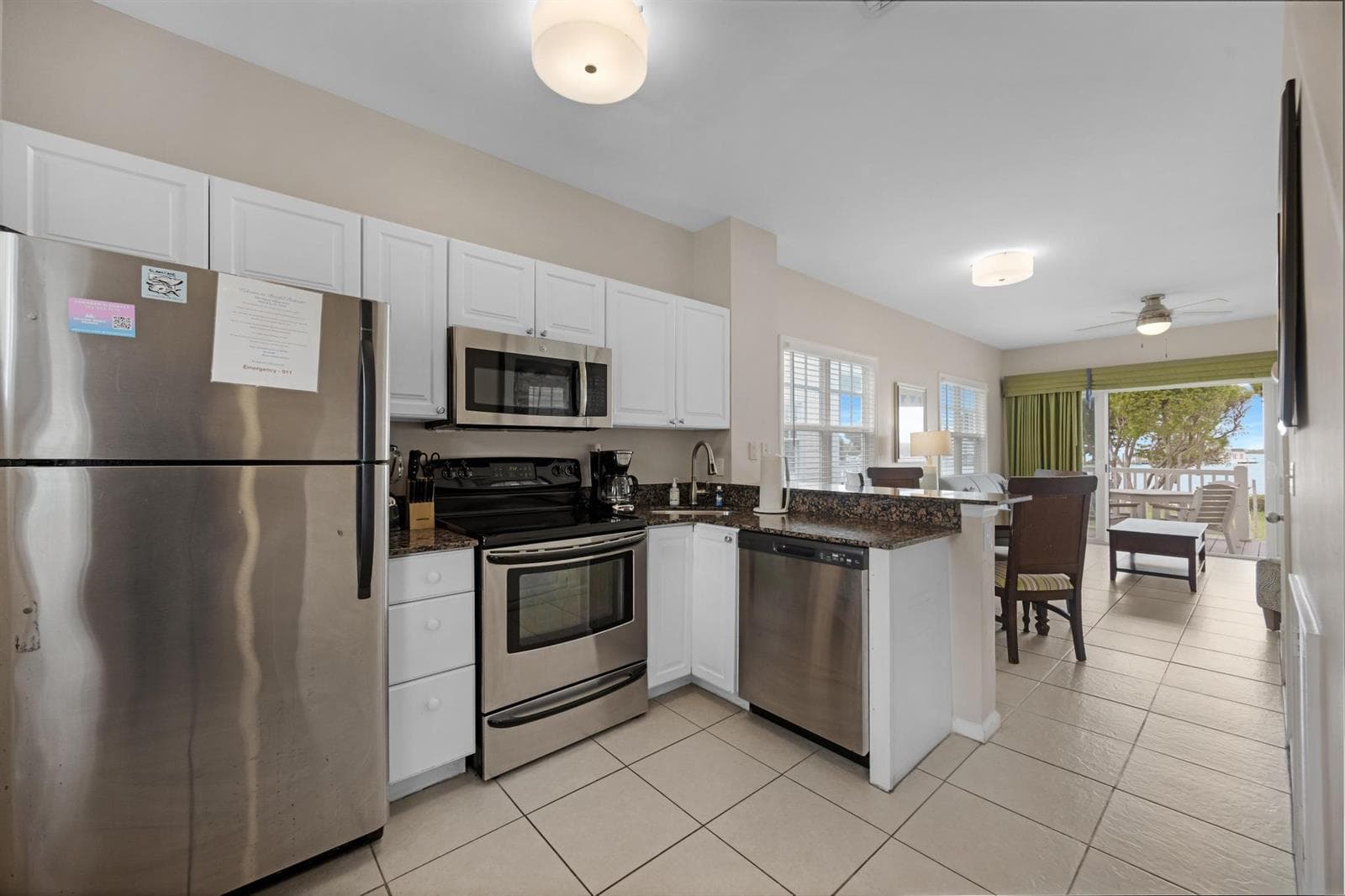 Full Kitchen