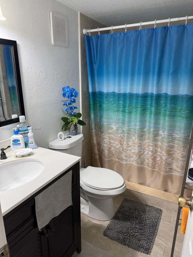 LOS ARBOLES CONDO · #A205 in Hialeah - Photo 3