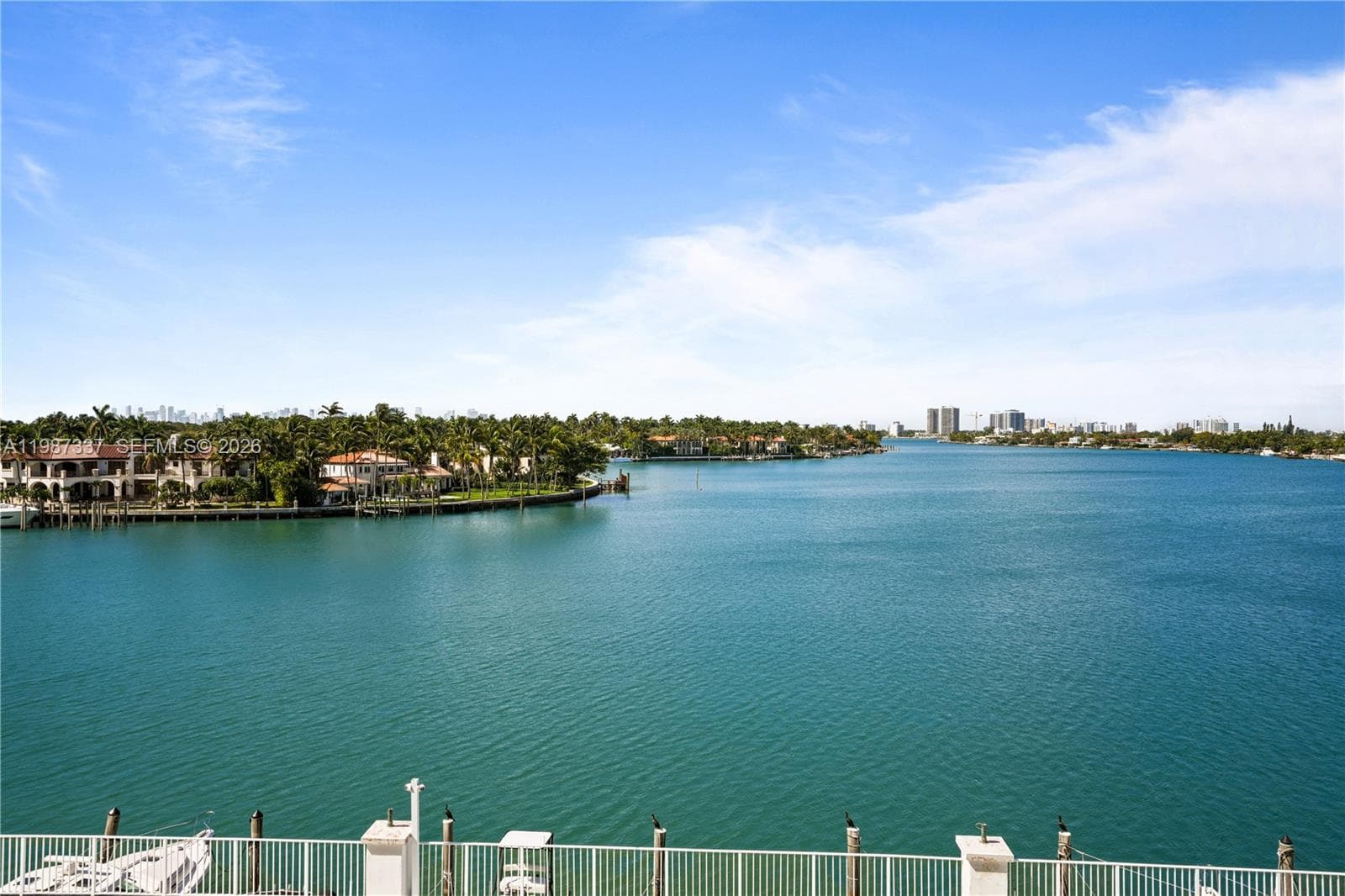 AQUASOL CONDO · #5M in Miami Beach - Photo 4