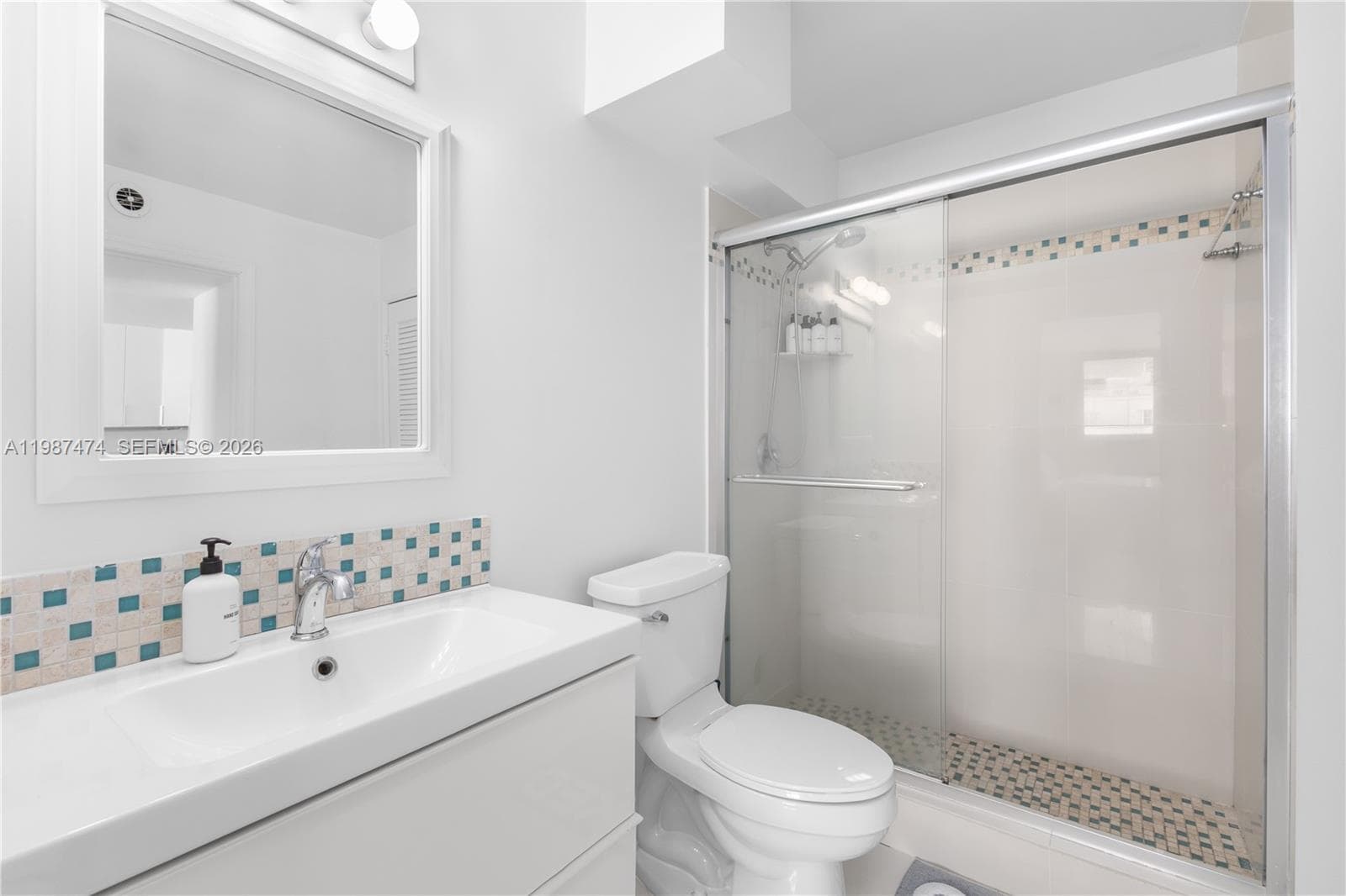 OCEAN POINT CONDO · #607 in Miami Beach - Photo 7