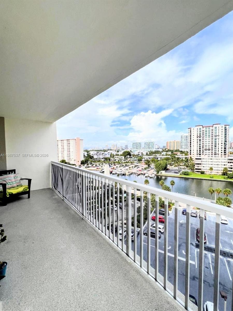 ARLEN HOUSE CONDO · #915 in Sunny Isles Beach - Photo 16