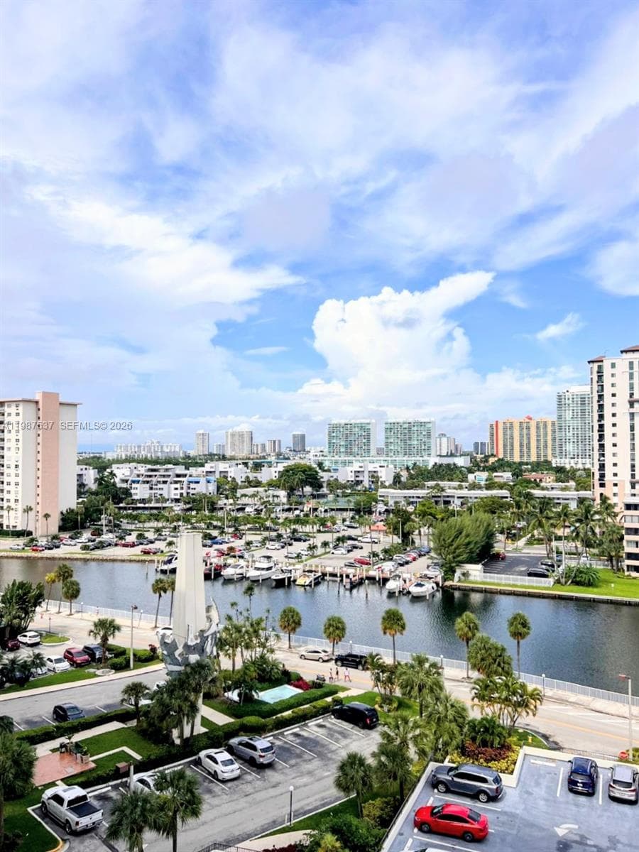 ARLEN HOUSE CONDO · #915 in Sunny Isles Beach - Photo 14