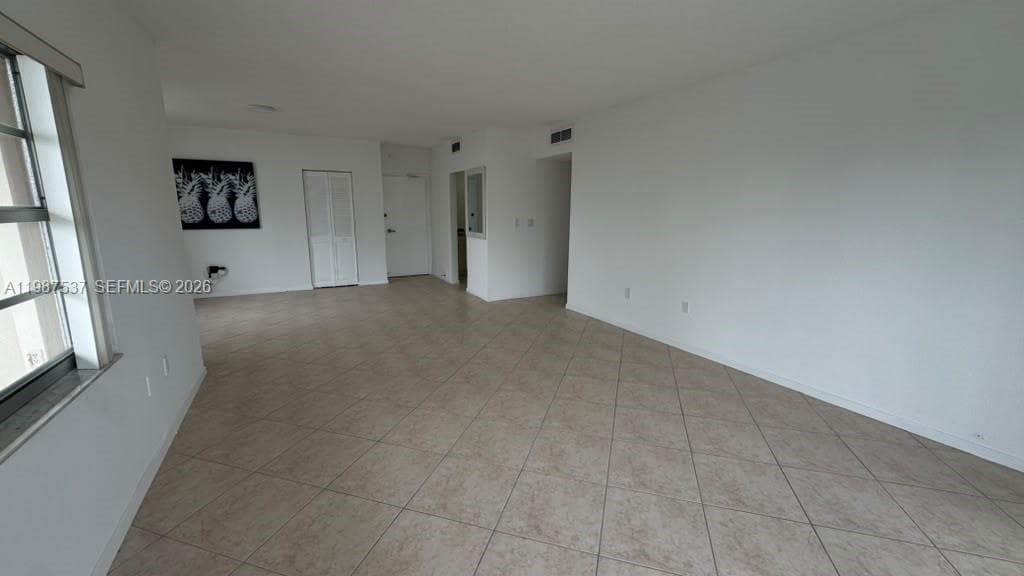 ARLEN HOUSE CONDO · #915 in Sunny Isles Beach - Photo 11