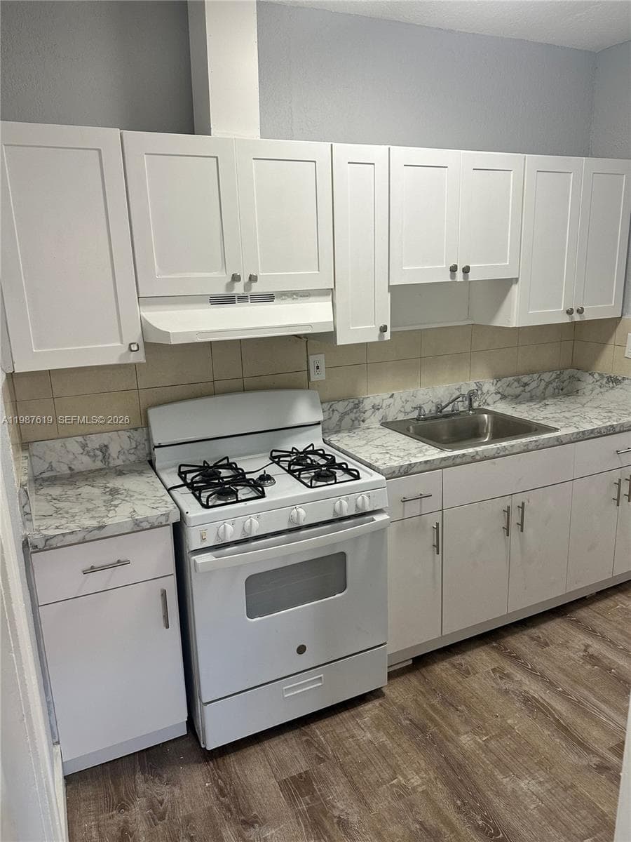 LAWRENCE ESTATES LAND CO · #2 in Miami - Photo 4