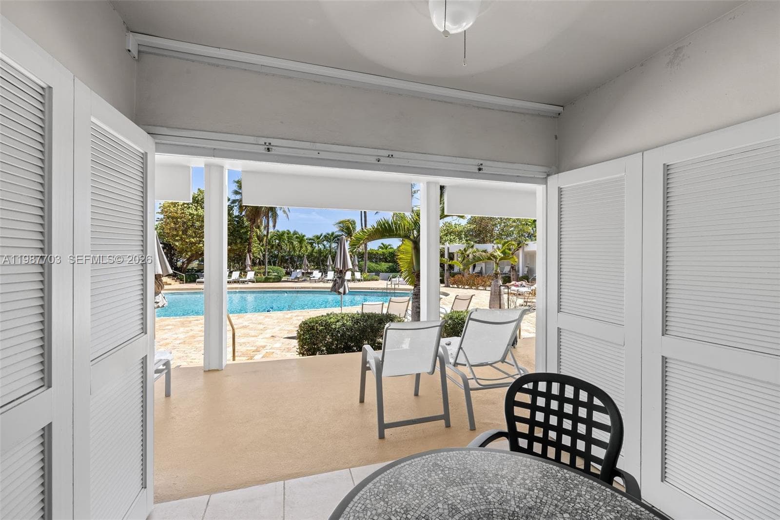 CRYSTAL HOUSE CONDO · #CAB14 in Miami Beach - Photo 1