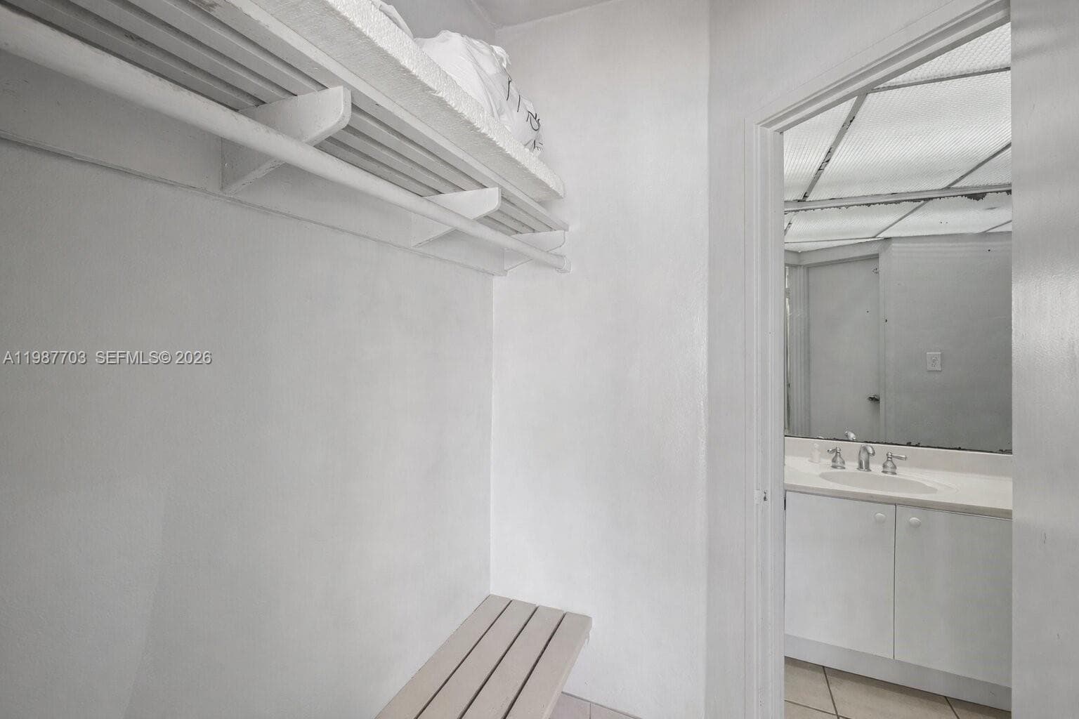 CRYSTAL HOUSE CONDO · #CAB14 in Miami Beach - Photo 5