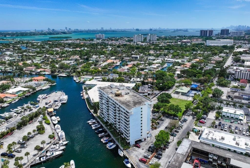 KEYSTONE HARBOR CLUB COND · #512 in North Miami - Photo 25