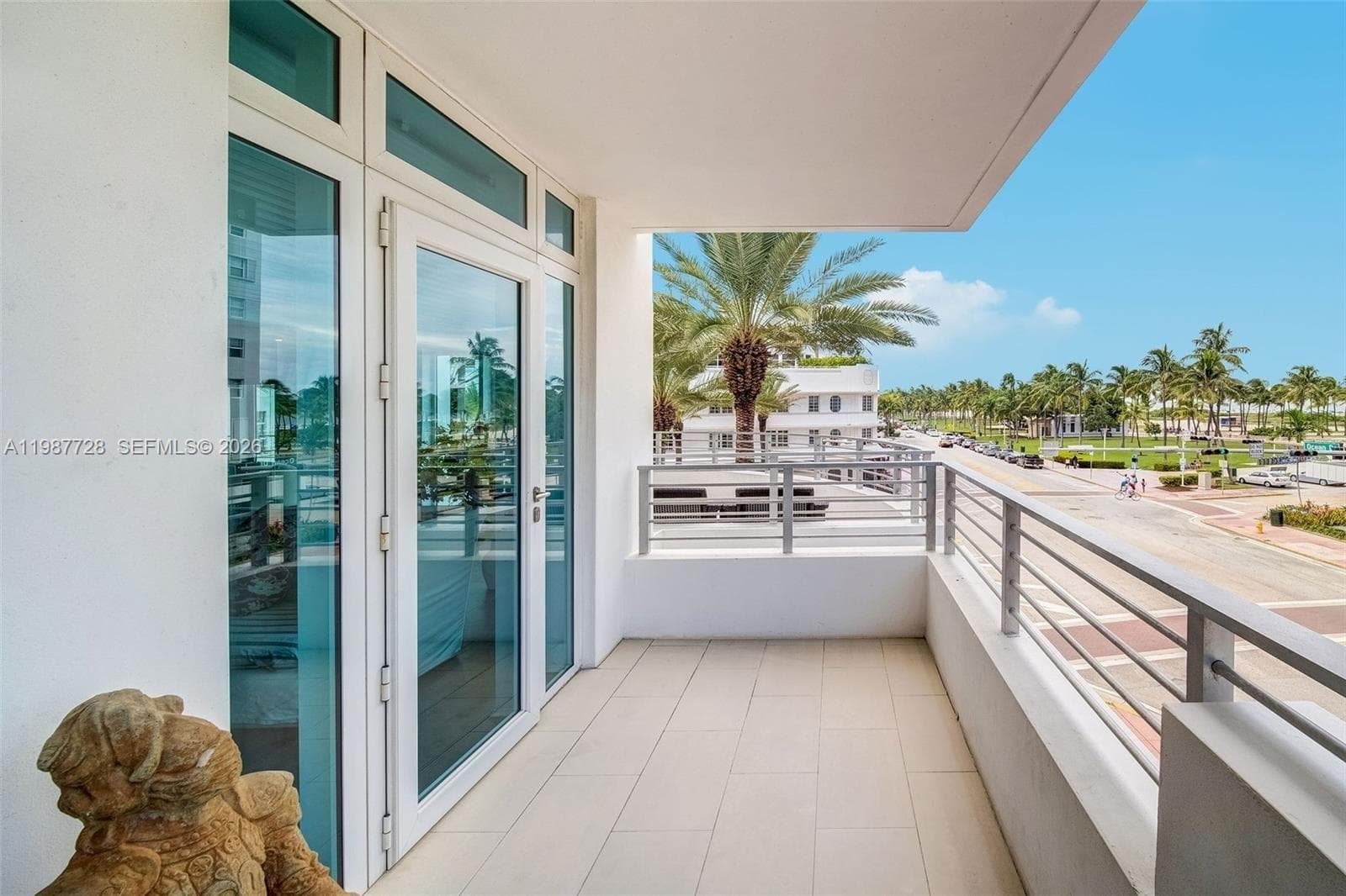 OCEAN FIVE CONDO · #302 in Miami Beach - Photo 16