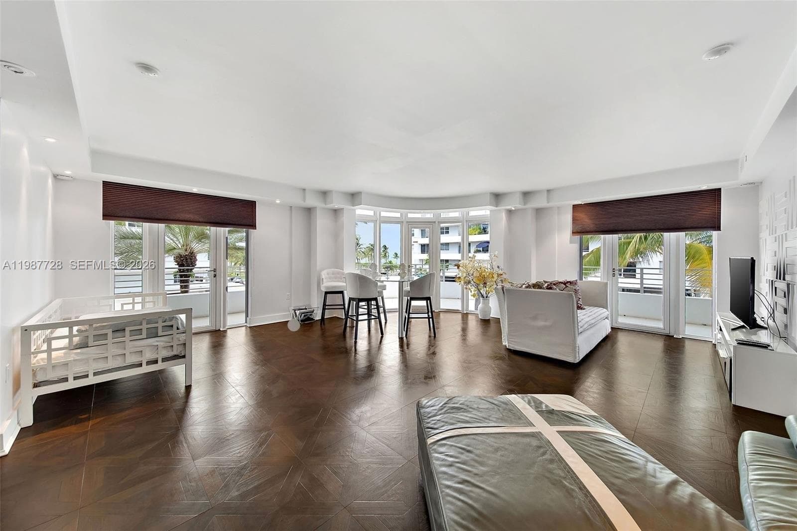 OCEAN FIVE CONDO · #302 in Miami Beach - Photo 4