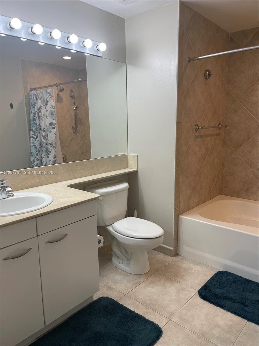 2080 OCEAN DRIVE CONDO · #PH4 in Hallandale Beach - Photo 15