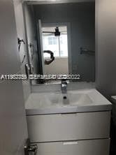 PORT ROYALE CONDO · #1210 in Miami Beach - Photo 7