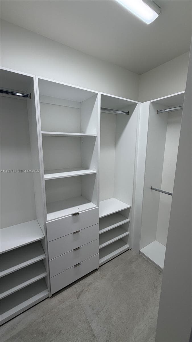 102 PL SW 18340 photo 17