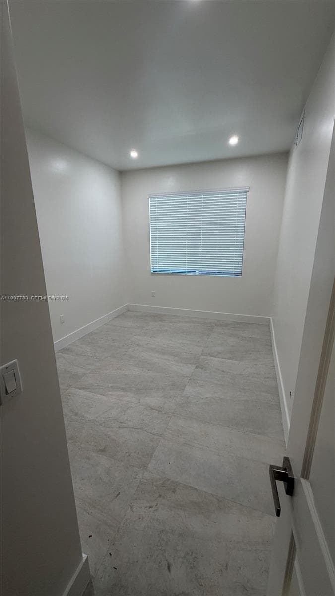 102 PL SW 18340 photo 12