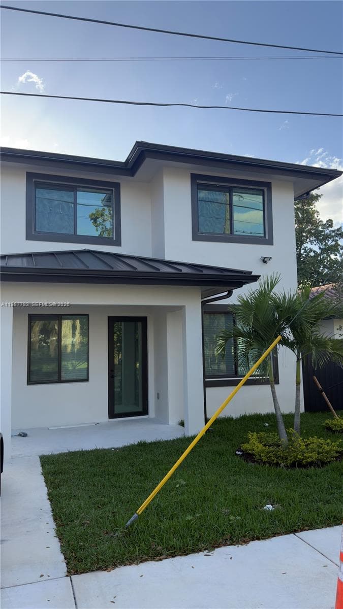 102 PL SW 18340 photo 1