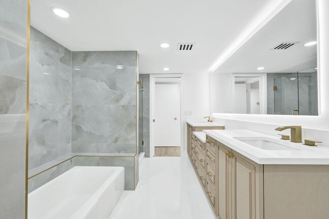MBR Bathroom