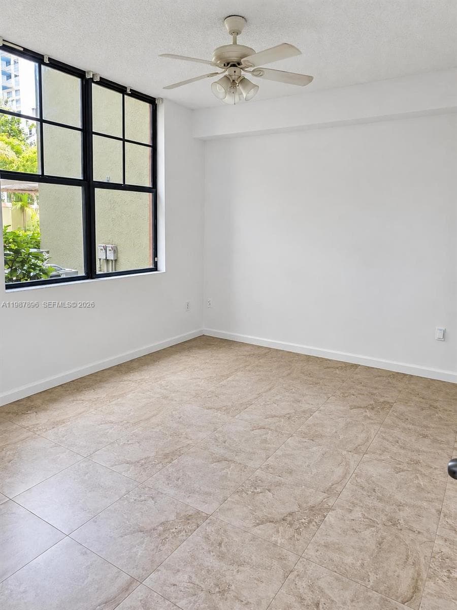 REGENT PARK CONDO · #111A in Hollywood - Photo 21