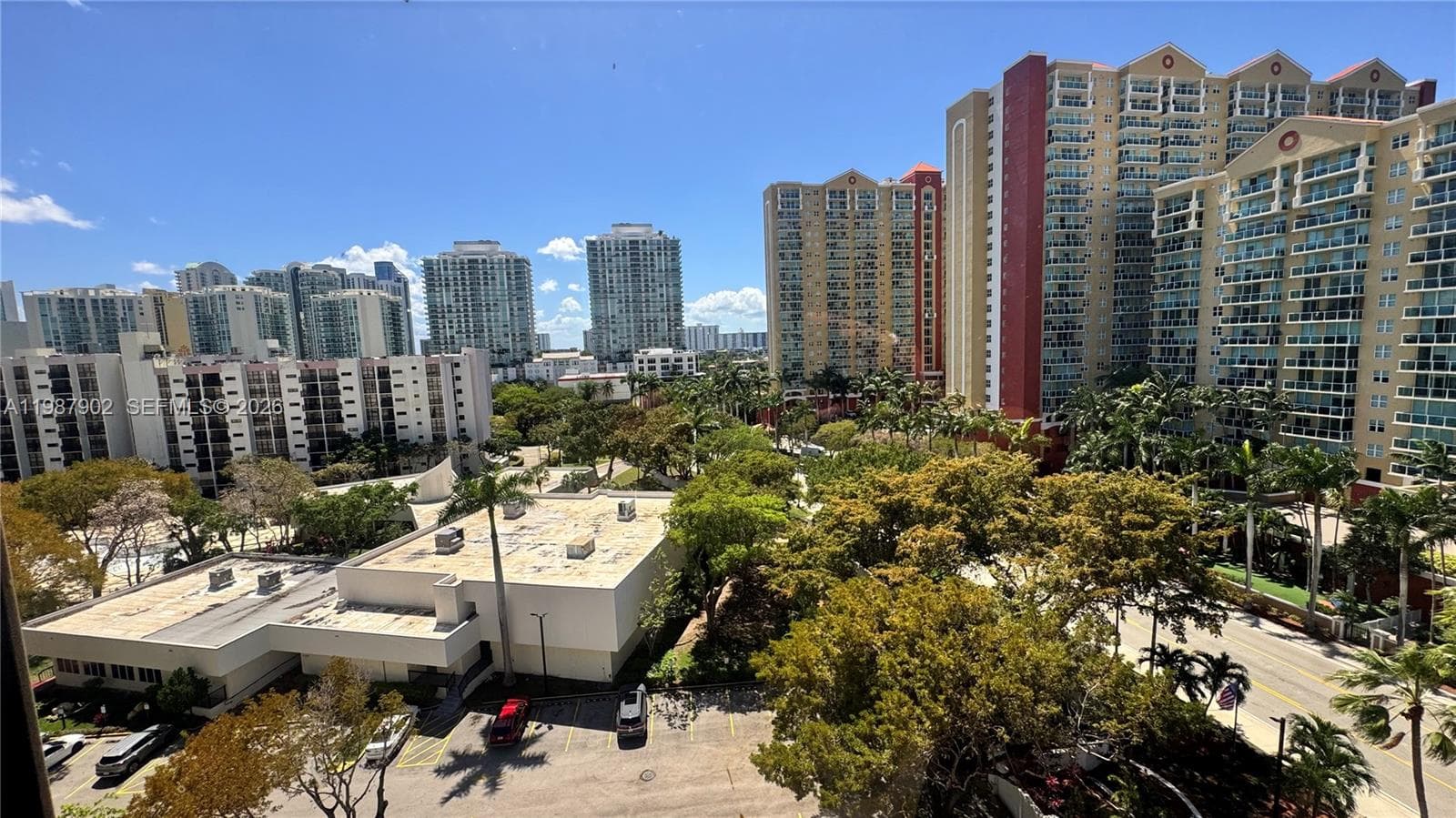 Plaza Of The Americas · #1015 in Sunny Isles Beach - Photo 22