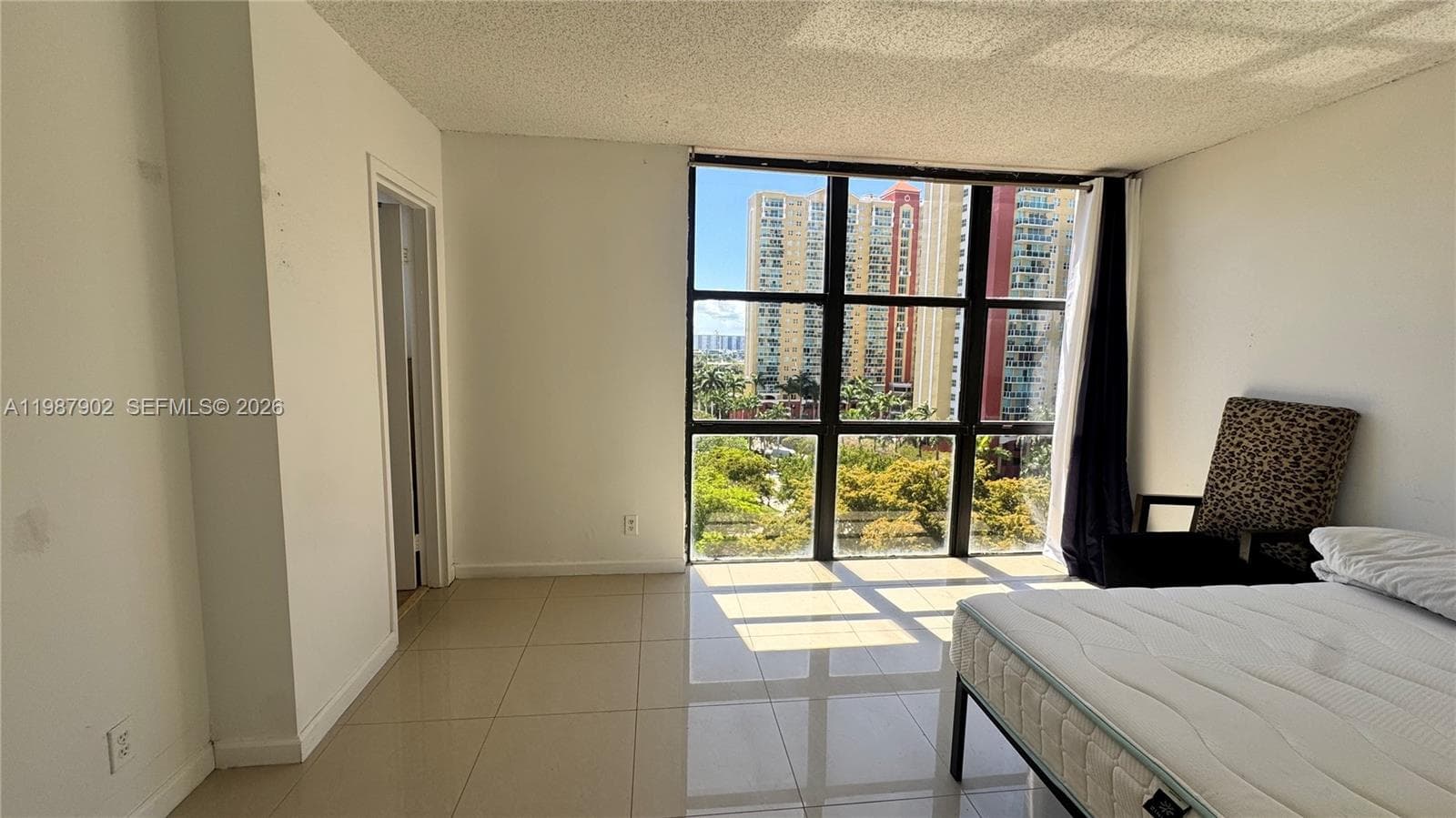 Plaza Of The Americas · #1015 in Sunny Isles Beach - Photo 20