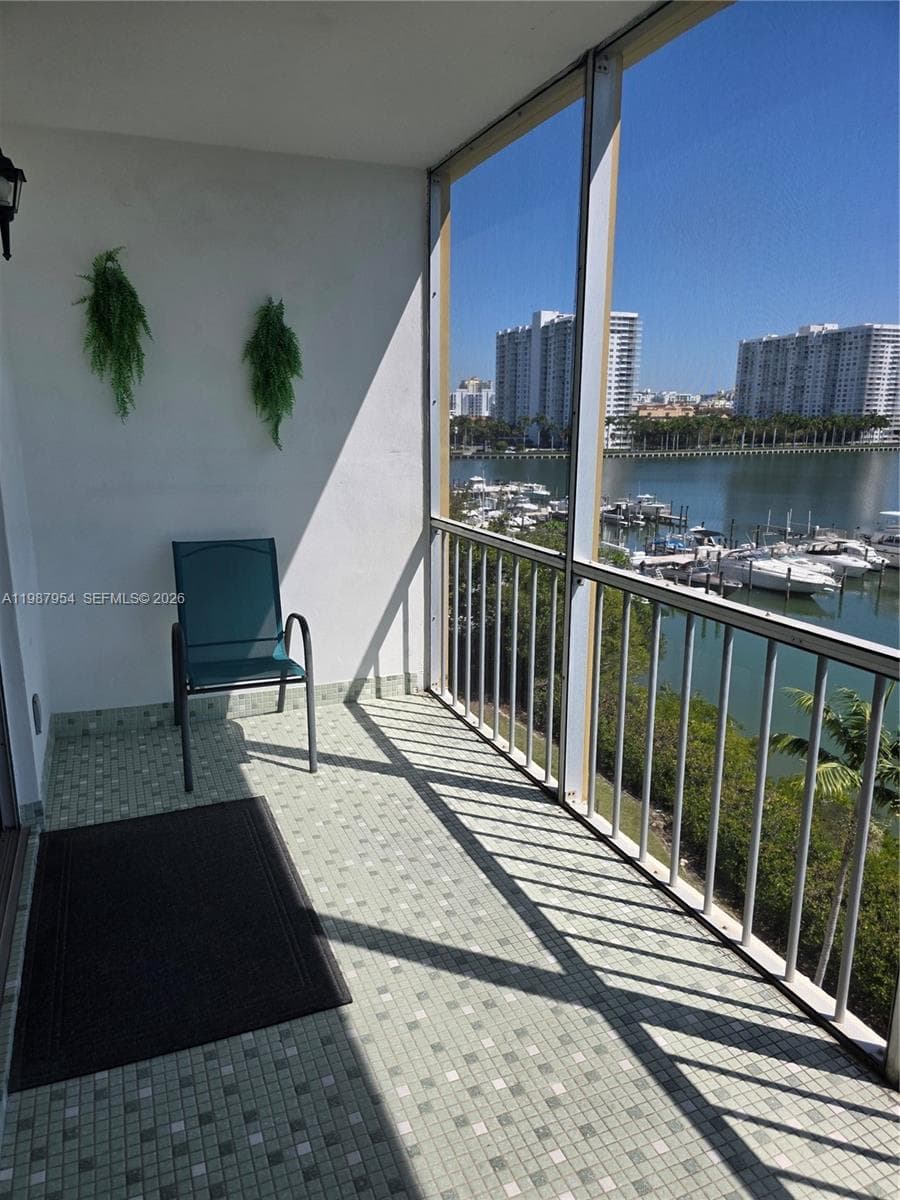 POINT EAST SEC II CONDO · #F605 in Aventura - Photo 20