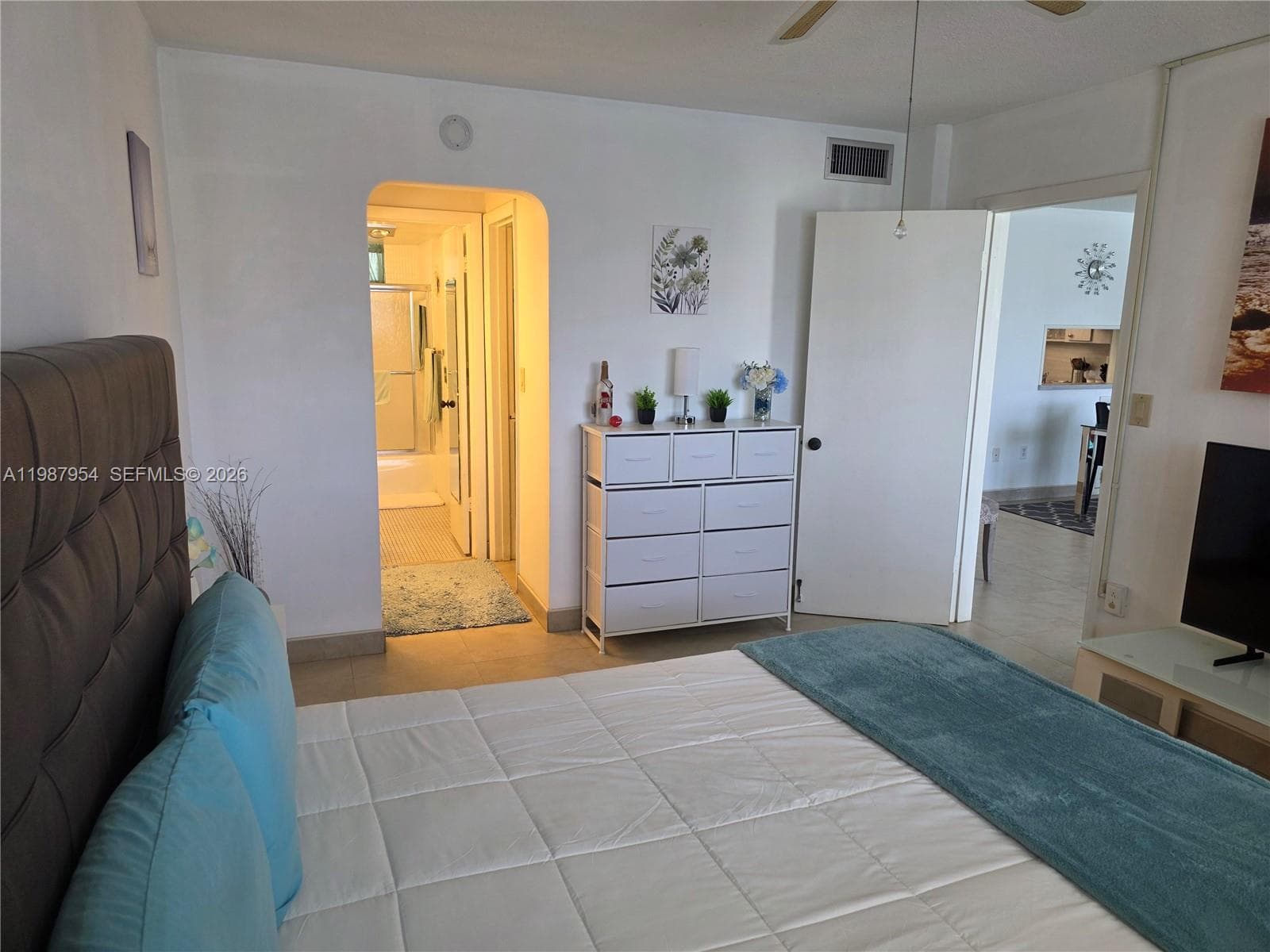 POINT EAST SEC II CONDO · #F605 in Aventura - Photo 14